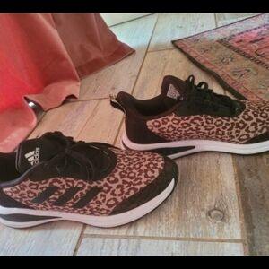 Adidas Youth Size 6.5 Leopard Print Athletic Sneakers